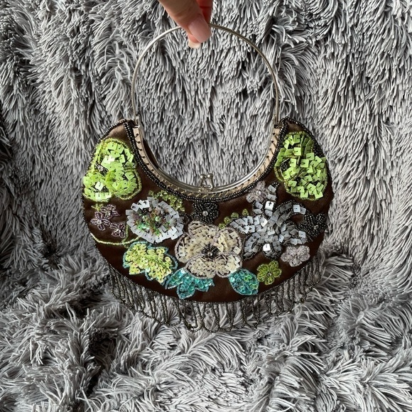 Small beaded purse - Picture 1 of 6